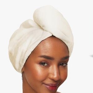 NEW! Two Kitsch quick Drying Hair Towels New In Package NWT!